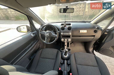 Хэтчбек Mitsubishi Colt 2008 в 
