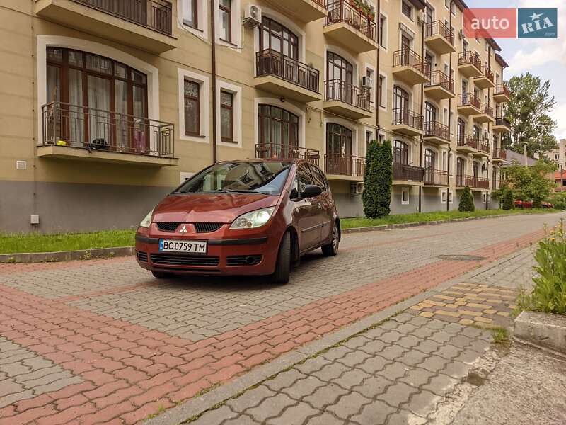 Хетчбек Mitsubishi Colt 2006 в Львові