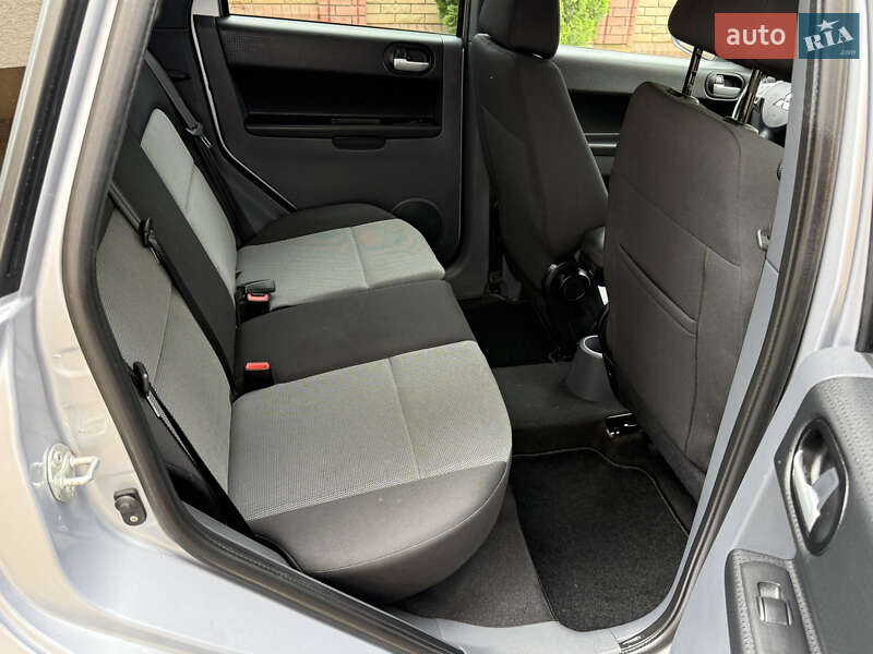 Хэтчбек Mitsubishi Colt 2013 в Черновцах