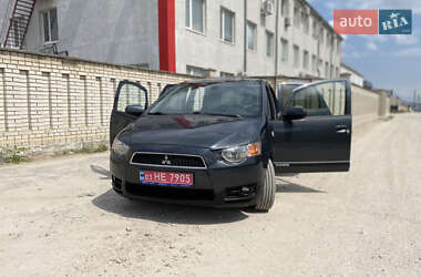 Хэтчбек Mitsubishi Colt 2011 в 