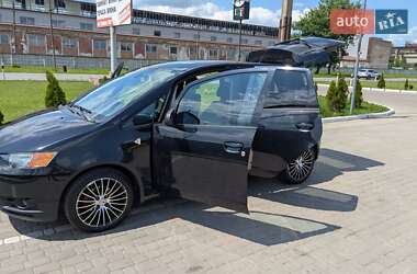 Хэтчбек Mitsubishi Colt 2010 в 