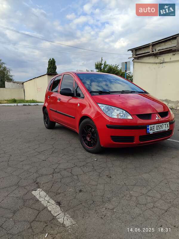Хэтчбек Mitsubishi Colt 2008 в Першотравенске