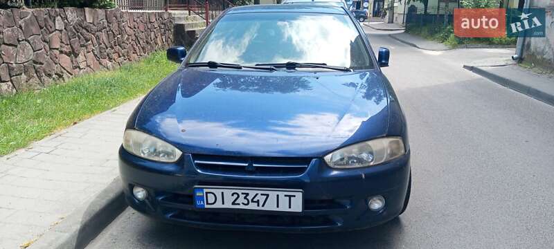 Хэтчбек Mitsubishi Colt 2002 в Бродах