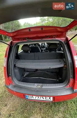 Хэтчбек Mitsubishi Colt 2006 в 