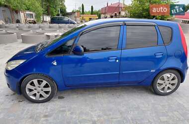 Хэтчбек Mitsubishi Colt 2006 в 