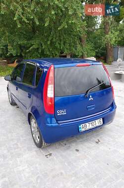 Хэтчбек Mitsubishi Colt 2006 в 