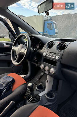 Хэтчбек Mitsubishi Colt 2008 в 