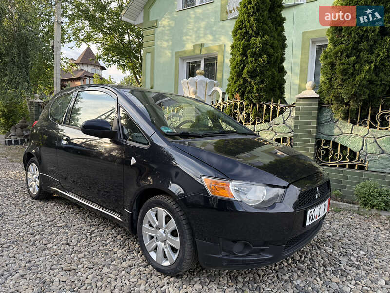 Хэтчбек Mitsubishi Colt 2010 в 