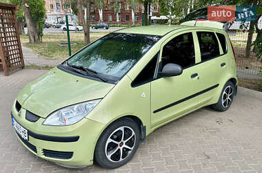Хэтчбек Mitsubishi Colt 2005 в 