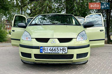 Хэтчбек Mitsubishi Colt 2005 в 