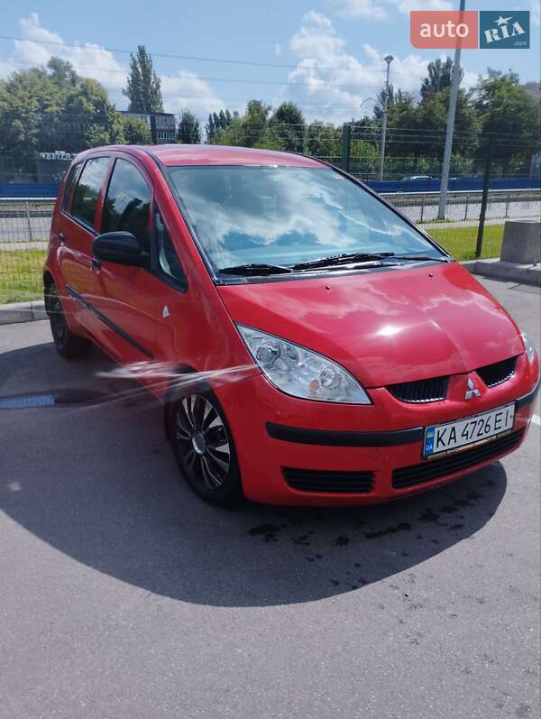 Хэтчбек Mitsubishi Colt 2007 в Киеве