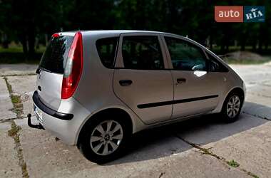 Хэтчбек Mitsubishi Colt 2005 в 