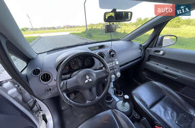 Хэтчбек Mitsubishi Colt 2008 в 