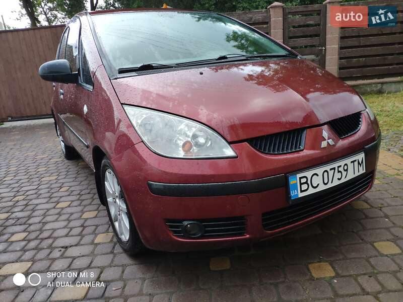 Хэтчбек Mitsubishi Colt 2006 в Львове