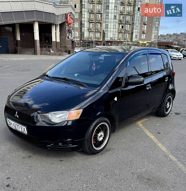 Хэтчбек Mitsubishi Colt 2008 в 