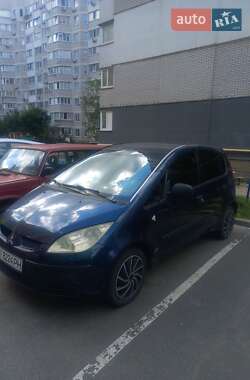 Хэтчбек Mitsubishi Colt 2004 в 
