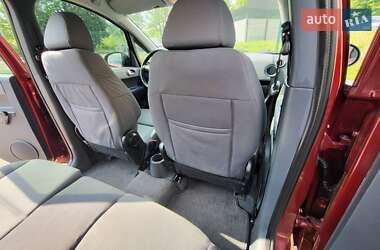 Хэтчбек Mitsubishi Colt 2006 в 