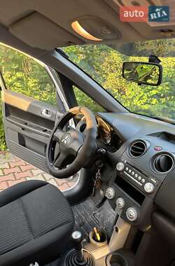 Хэтчбек Mitsubishi Colt 2007 в 
