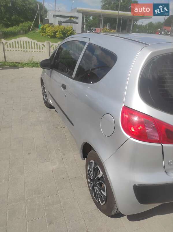Хэтчбек Mitsubishi Colt 2007 в Остроге фото 6 Хэтчбек Mitsubishi Colt 2007 в Остроге