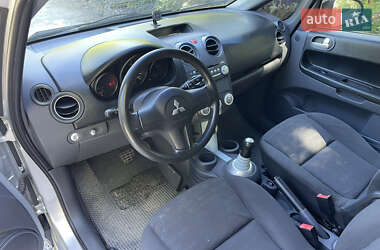 Хэтчбек Mitsubishi Colt 2006 в 