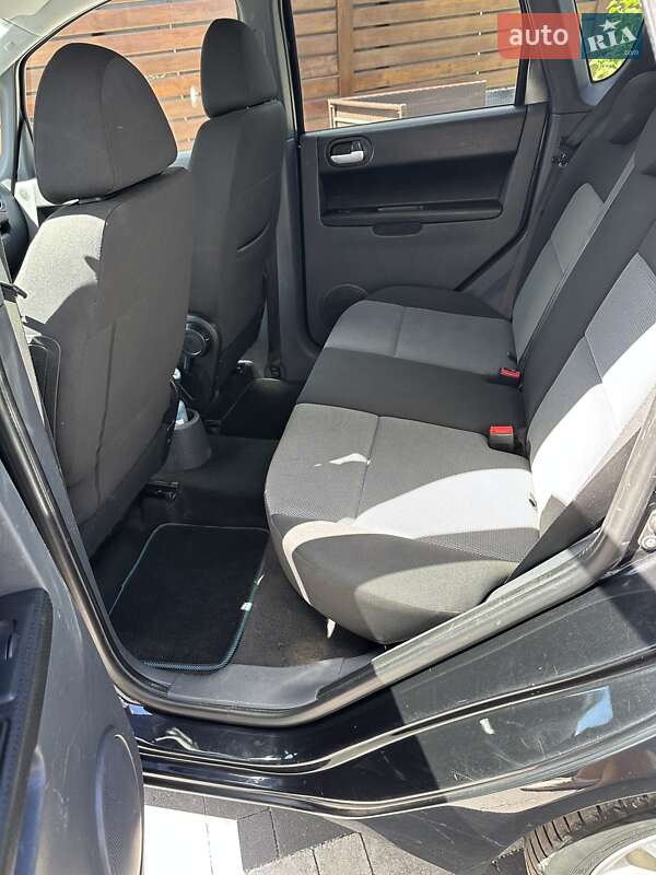 Хэтчбек Mitsubishi Colt 2013 в Черновцах