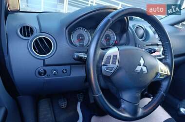 Хэтчбек Mitsubishi Colt 2012 в 