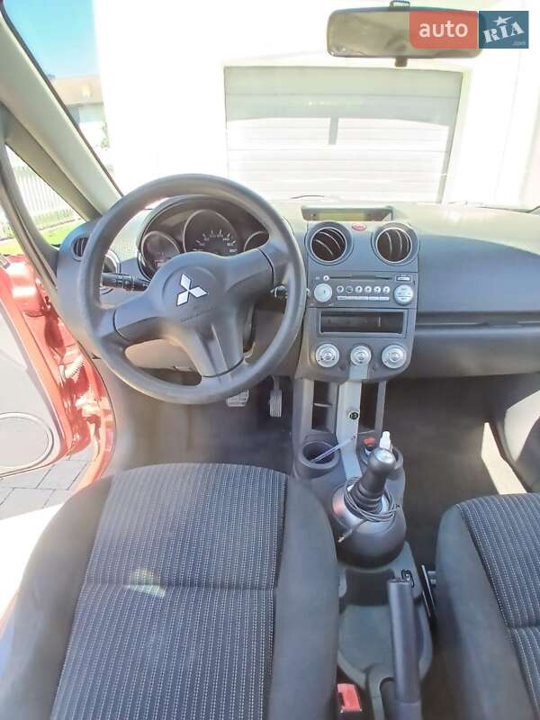 Хэтчбек Mitsubishi Colt 2008 в Ивано-Франковске фото 8 Хэтчбек Mitsubishi Colt 2008 в Ивано-Франковске
