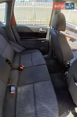 Хэтчбек Mitsubishi Colt 2008 в 