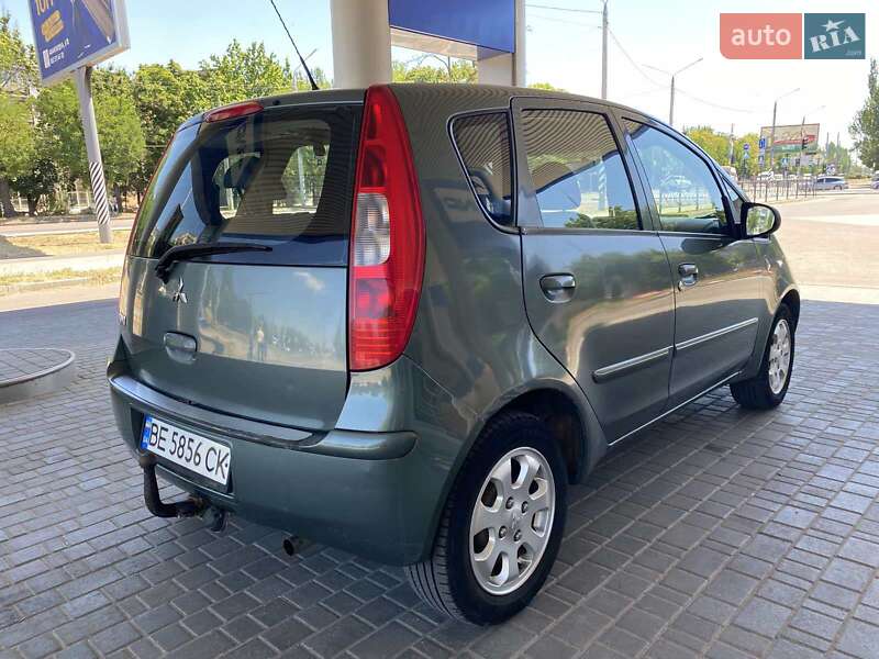 Хэтчбек Mitsubishi Colt 2006 в Николаеве
