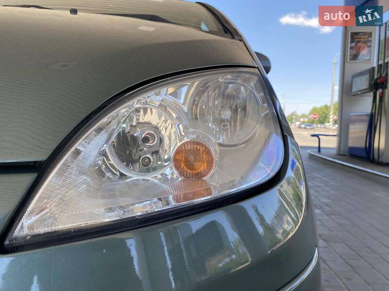 Хэтчбек Mitsubishi Colt 2006 в Николаеве