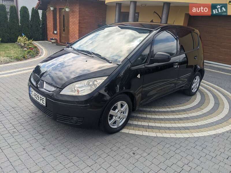 Хэтчбек Mitsubishi Colt 2007 в 