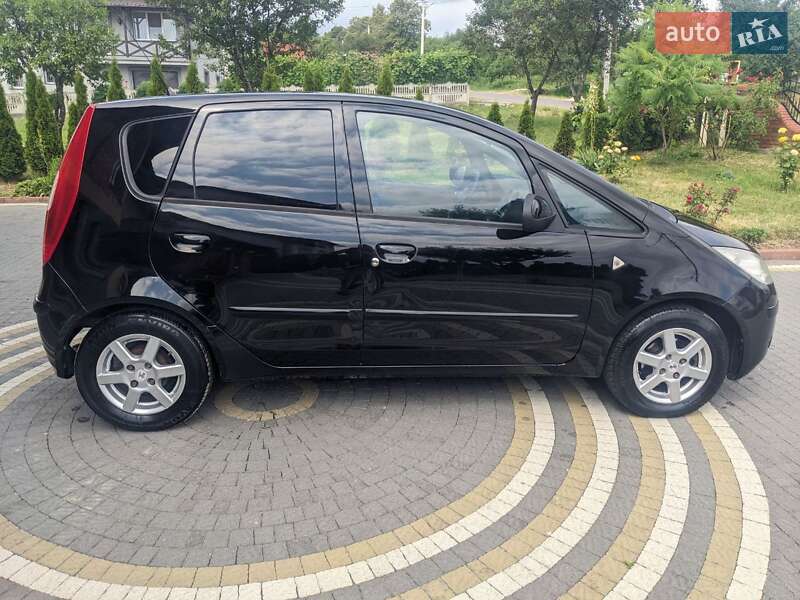 Хэтчбек Mitsubishi Colt 2007 в Калуше