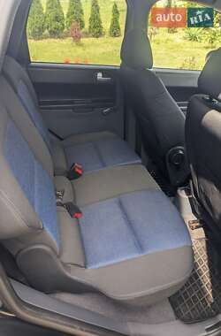 Хэтчбек Mitsubishi Colt 2007 в 