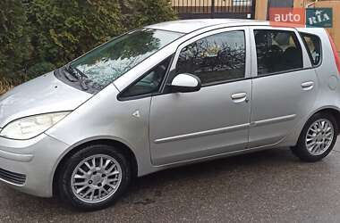 Хэтчбек Mitsubishi Colt 2006 в 