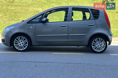 Хэтчбек Mitsubishi Colt 2008 в 