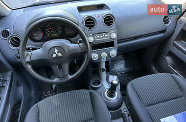 Хэтчбек Mitsubishi Colt 2008 в 