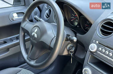 Хэтчбек Mitsubishi Colt 2008 в 