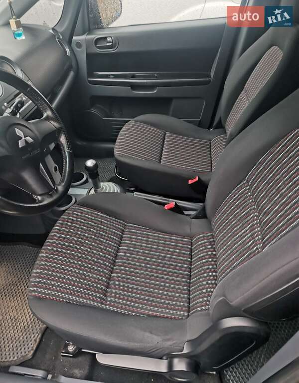 Хетчбек Mitsubishi Colt 2008 в Калуші