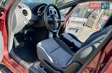 Хетчбек Mitsubishi Colt 2005 в 