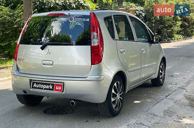 Хэтчбек Mitsubishi Colt 2007 в 
