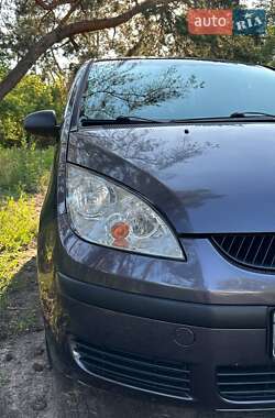 Хэтчбек Mitsubishi Colt 2005 в 