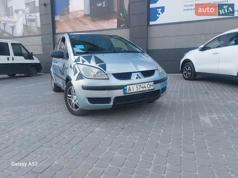 Mitsubishi Colt 2005