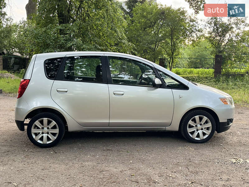 Хетчбек Mitsubishi Colt 2009 в Тернополі