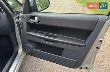 Хэтчбек Mitsubishi Colt 2009 в 