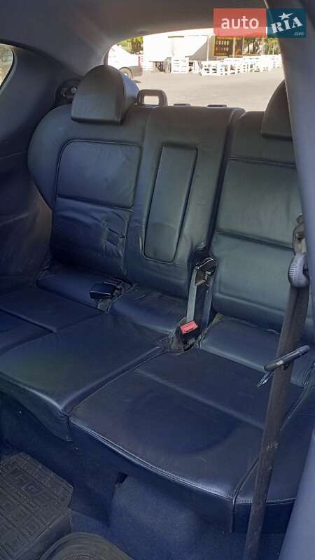 Хэтчбек Mitsubishi Colt 2006 в Апостолово