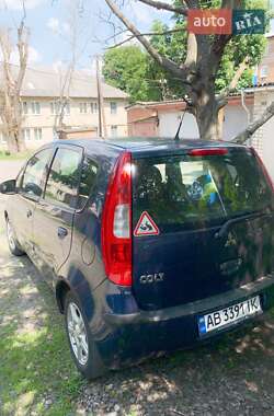 Хэтчбек Mitsubishi Colt 2005 в 