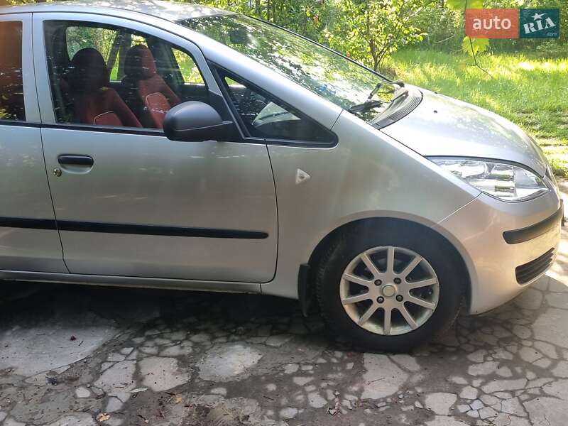 Хетчбек Mitsubishi Colt 2007 в Львові