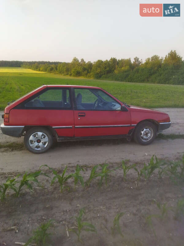 Хэтчбек Mitsubishi Colt 1985 в Кременце фото 5 Хэтчбек Mitsubishi Colt 1985 в Кременце