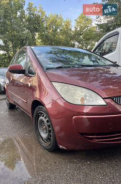 Хэтчбек Mitsubishi Colt 2005 в 