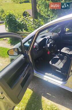 Хэтчбек Mitsubishi Colt 2008 в 